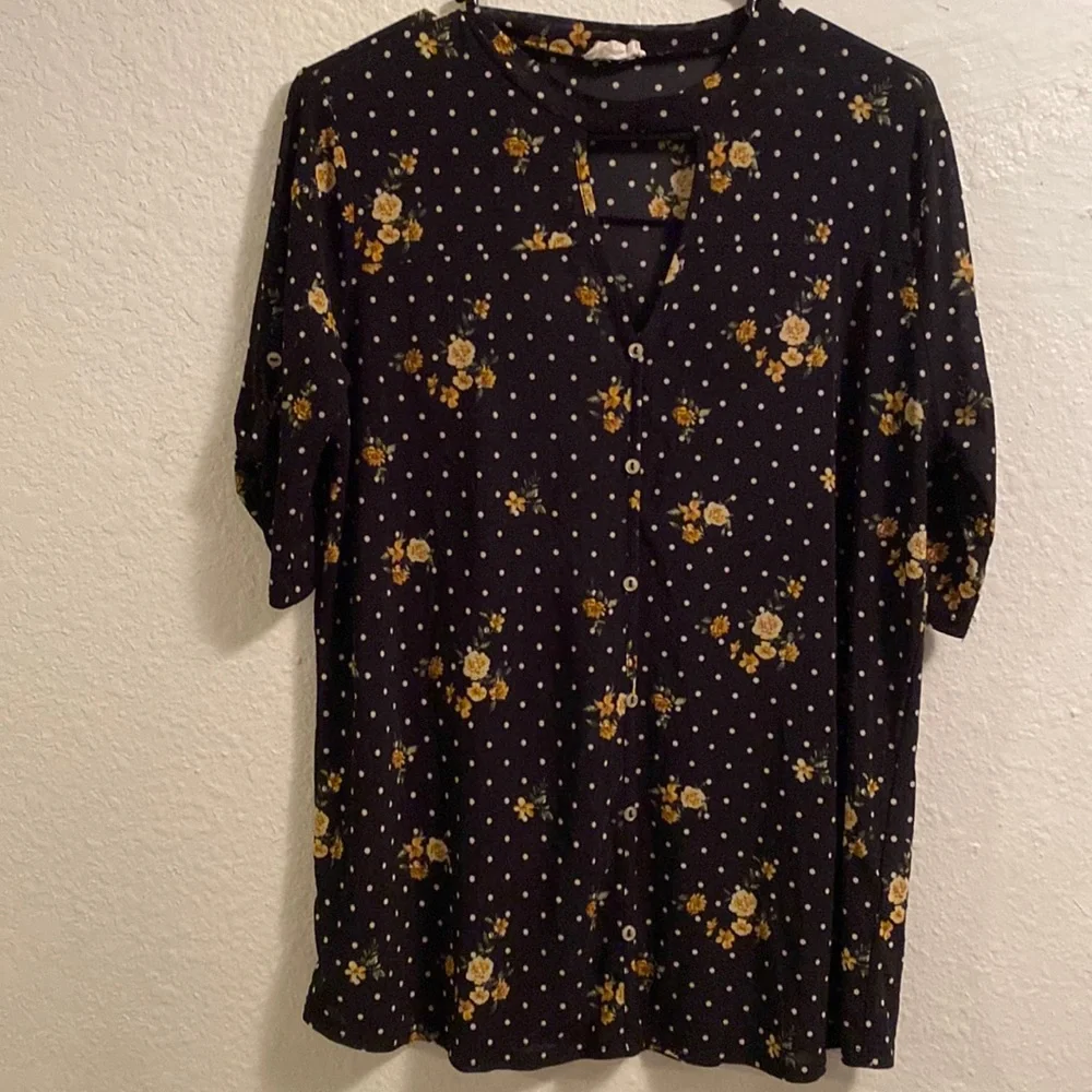 Siren Lily floral polka dot cut out blouse top